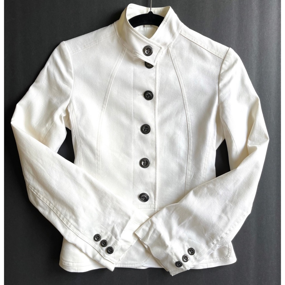 Burberry London Winter white button down blazer